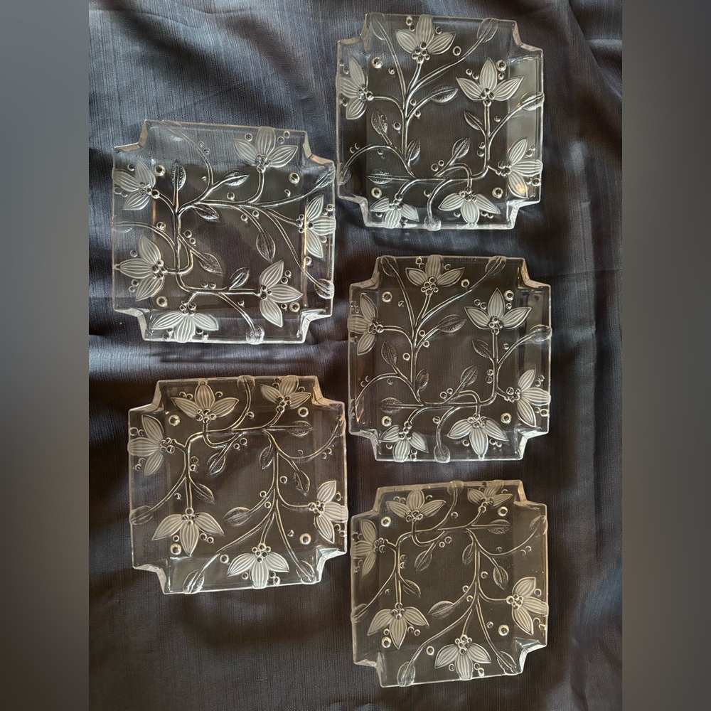 Vintage Fifth Avenue Crystal dessert plates, quantity- 5